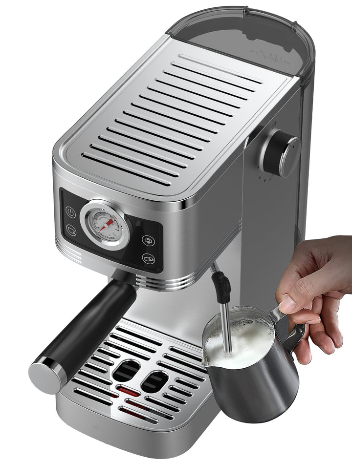 Machine à expresso avec buse à mousse de lait CM1660B 1350W